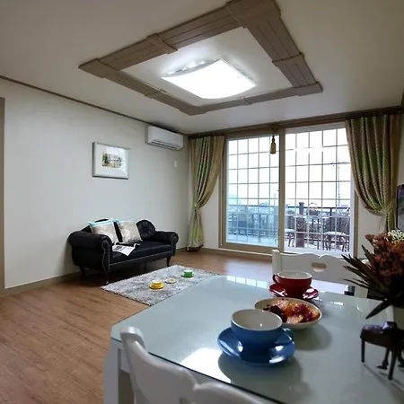 Capri Hakdong Pension Geoje Exterior photo