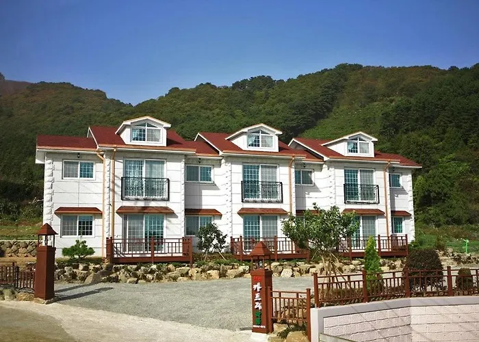 Capri Hakdong Pension