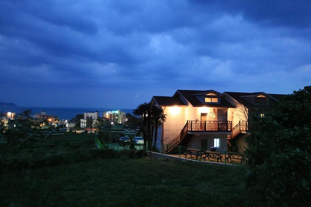 Capri Hakdong Holiday home Geoje