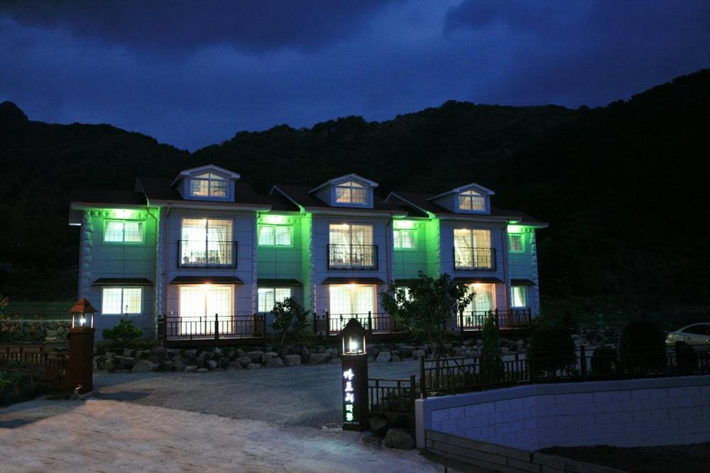 Capri Hakdong Holiday home Geoje